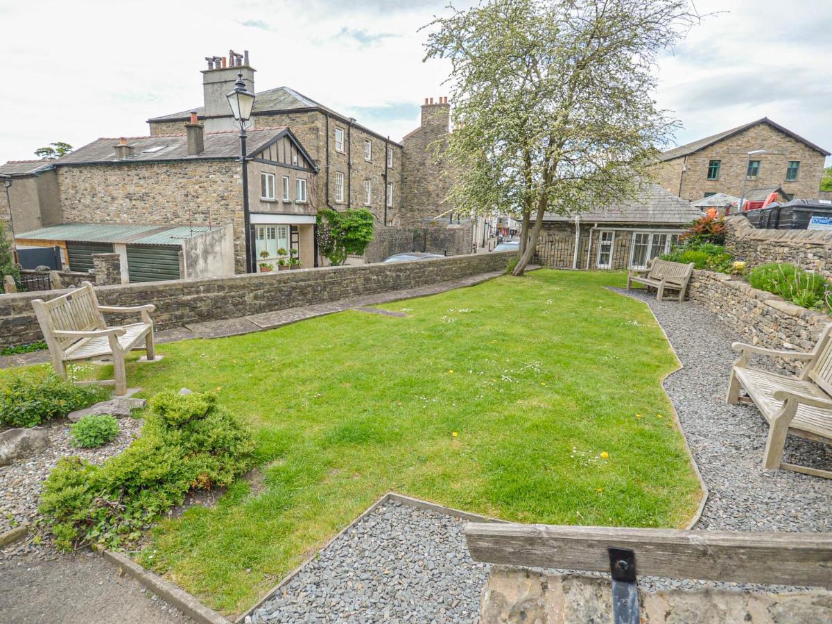 Mini Milestone Villa Sedbergh Exterior photo