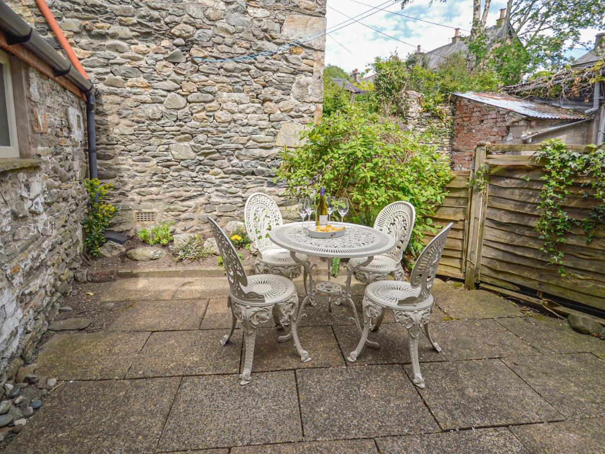 Mini Milestone Villa Sedbergh Exterior photo